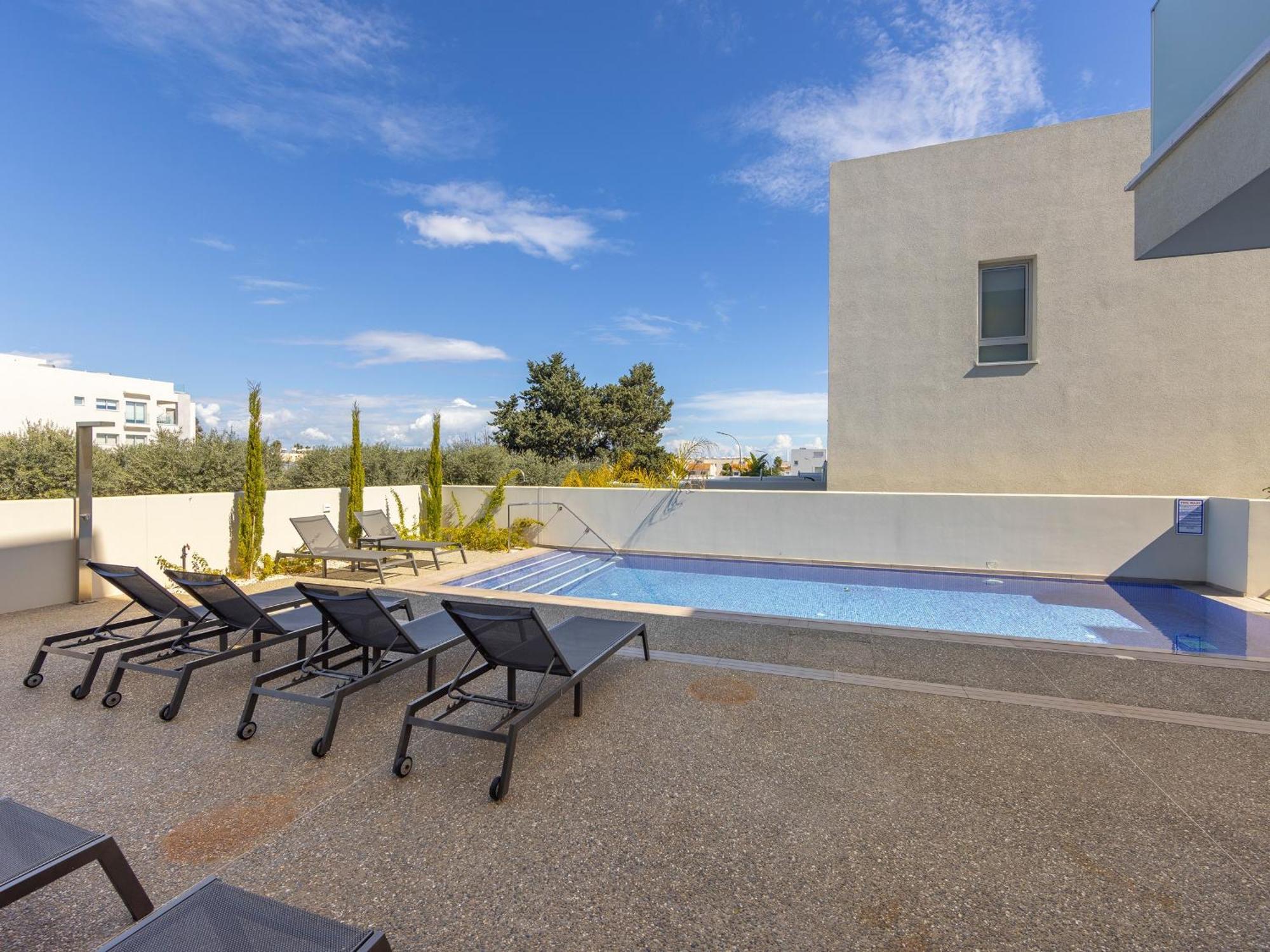 Mythical Resort By Karma Paralimni Bagian luar foto