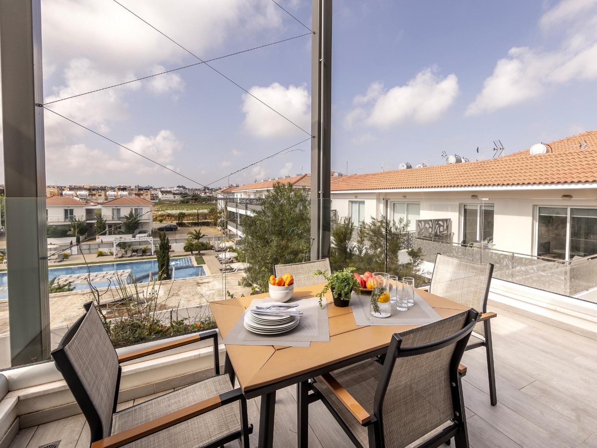 Mythical Resort By Karma Paralimni Bagian luar foto
